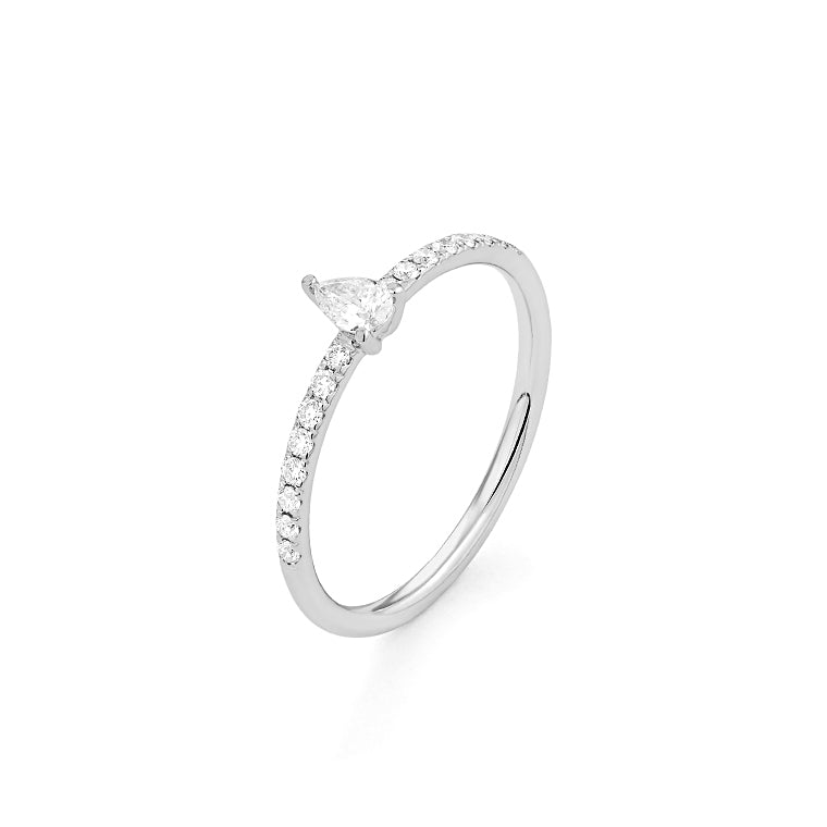Pear-Cut Diamond Band