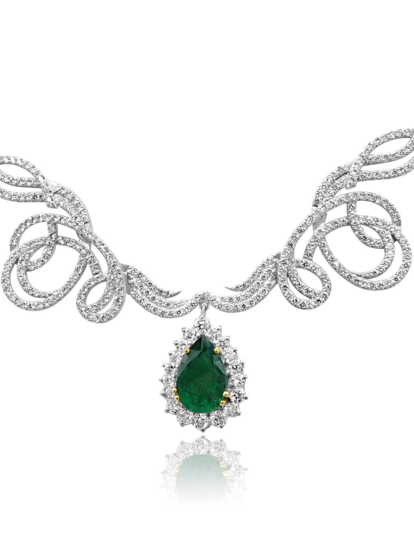 Beautiful Emerald and Diamond Necklace