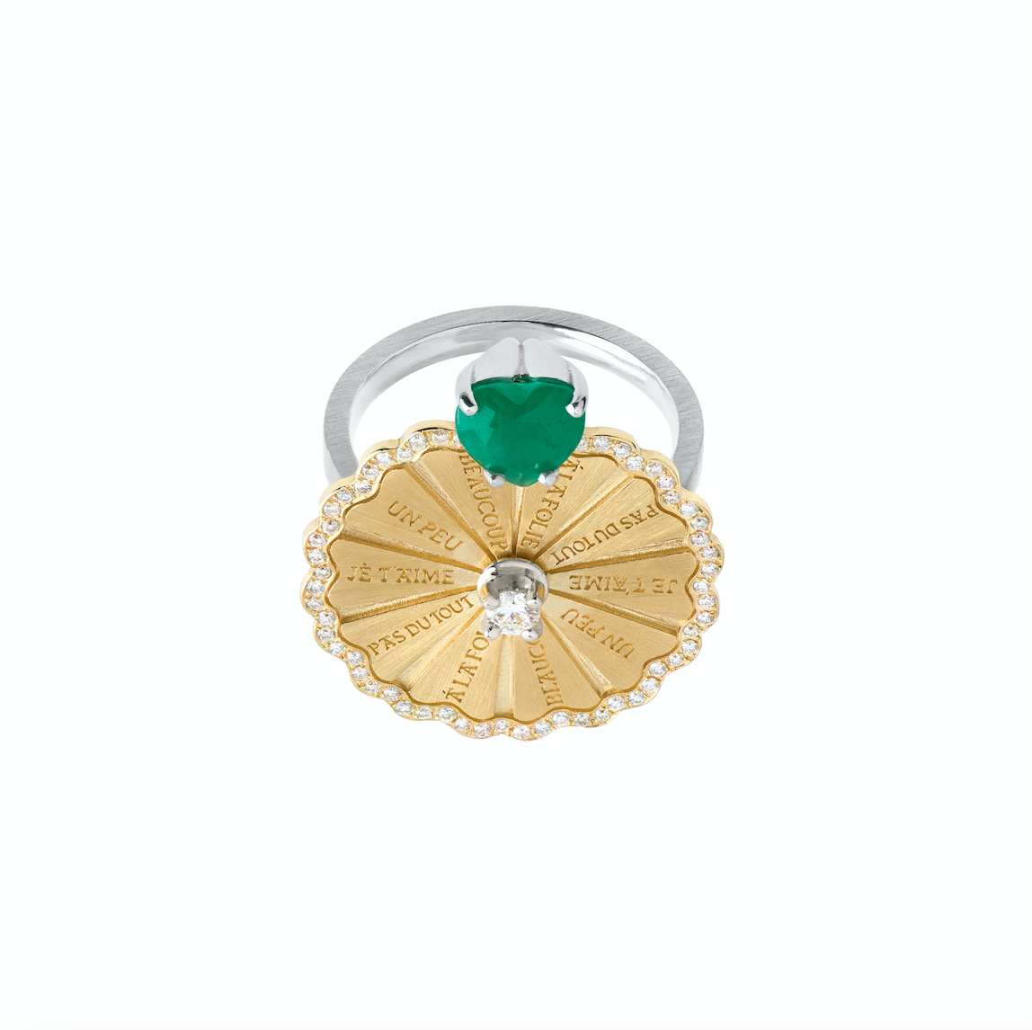 Spinning Marguerite Ring with Emerald Heart