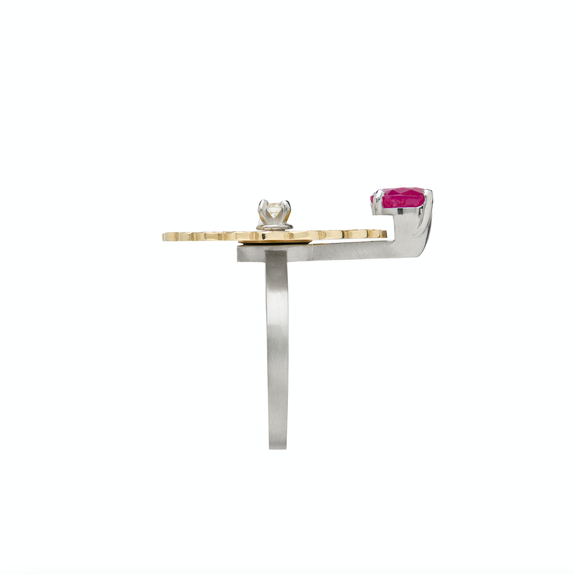 Spinning Marguerite Ring with Ruby Heart