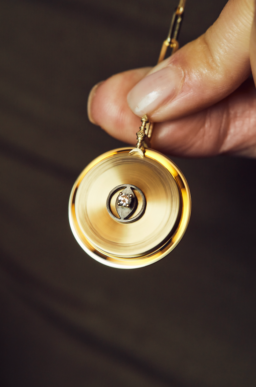 Burgundy Tarot Bousole Pendant