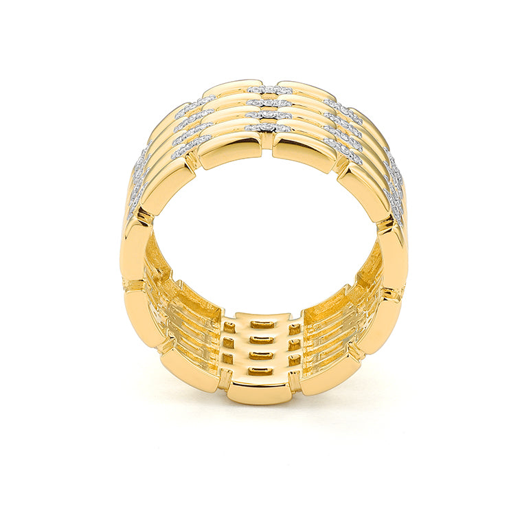 Gold and Diamond Link Ring