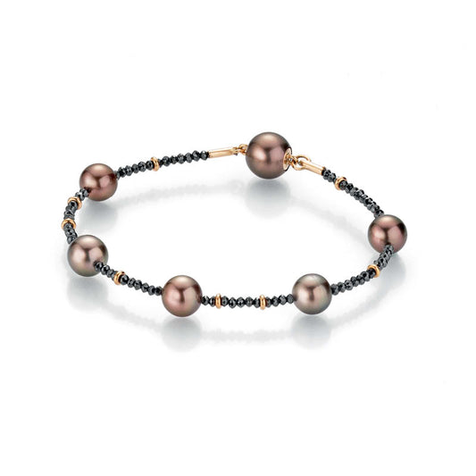 Pearl Bracelet with Black Diamond Beads